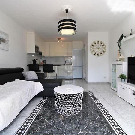Flat Apartment Costa Del Silencio Exterior photo
